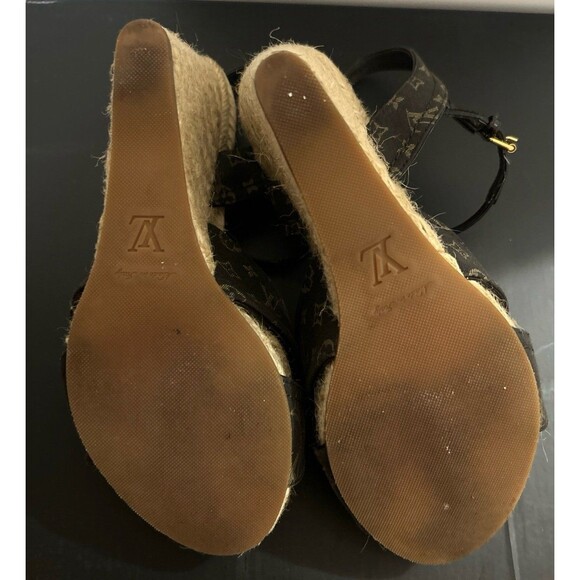 Louis Vuitton Monogram Shoes - Picture 6 of 12